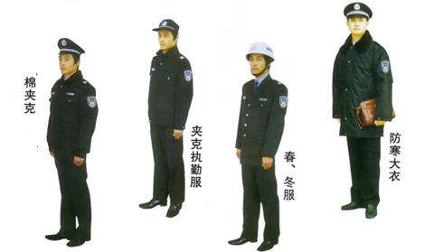 �������b